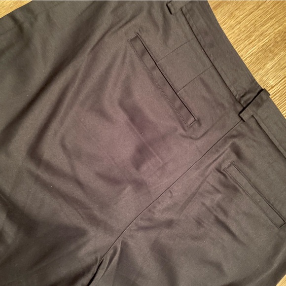 Jones New York Signature Stretch Shorts - Picture 4 of 5